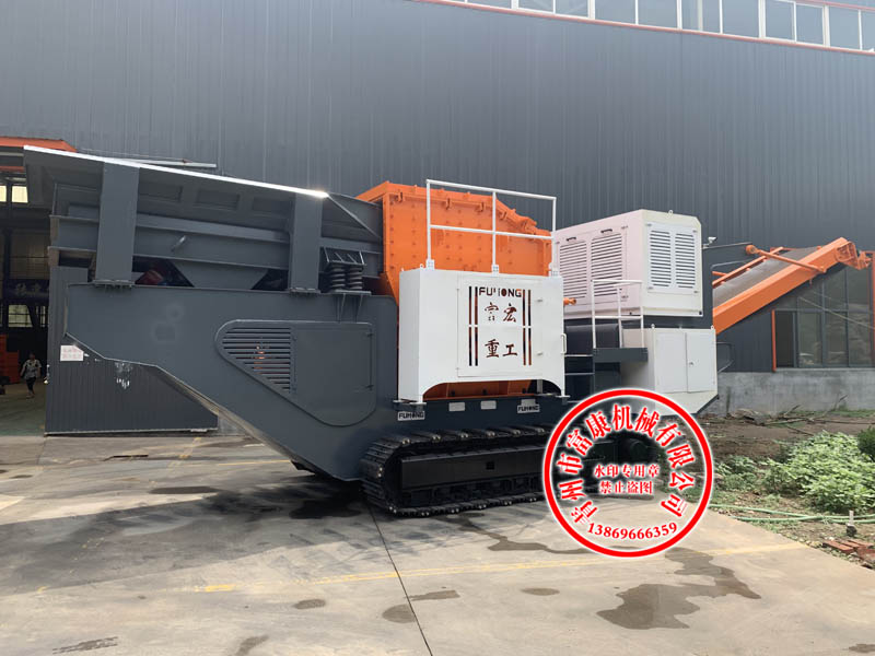 新型高效反擊式移動(dòng)破碎站